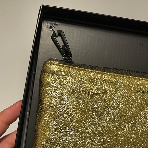 NWT NIB Marc Jacobs Collab Gold Metallic Leather Pouch 9.5” x 7” - Picture 4 of 7